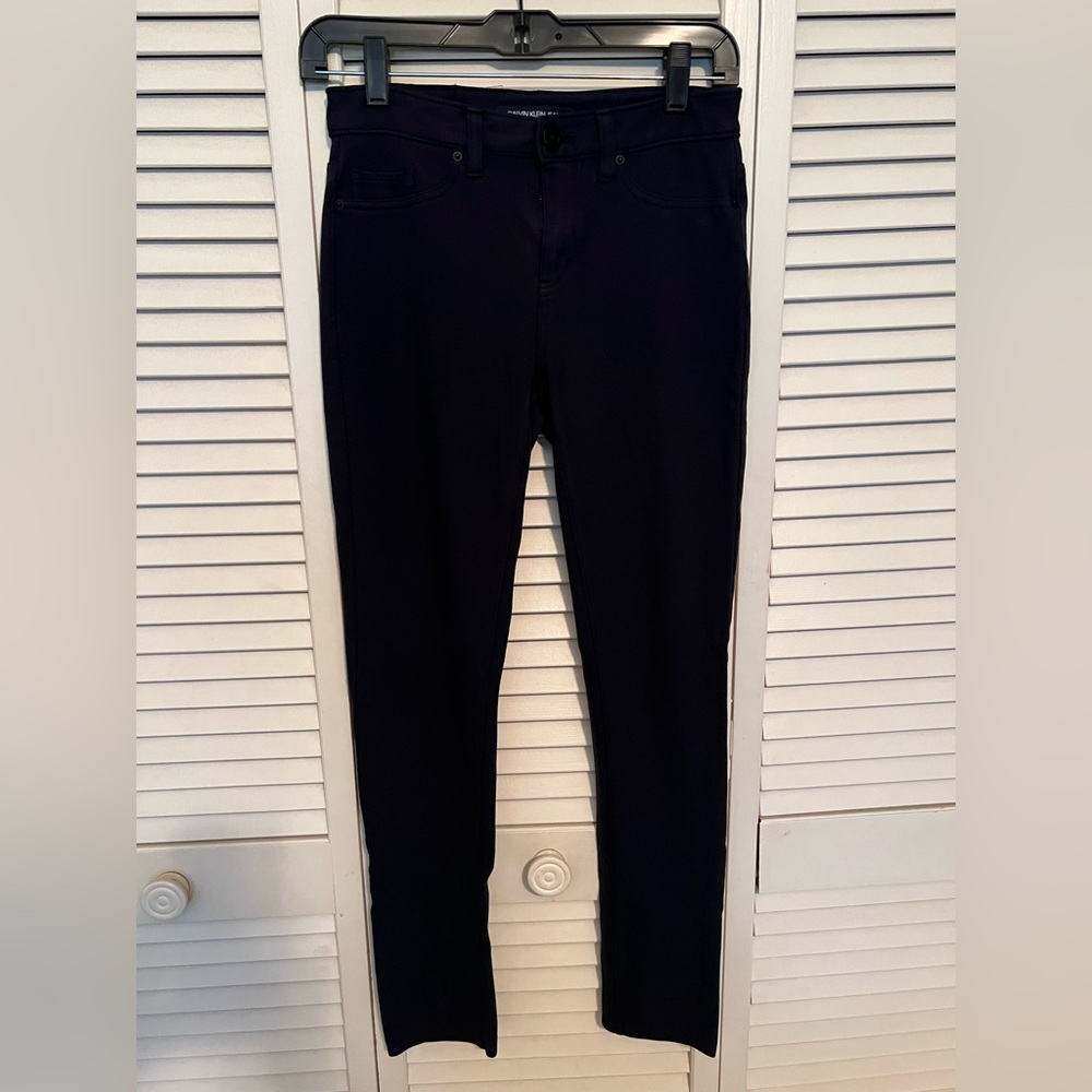 Calvin Klein navy Blue leggings zip front with pockets